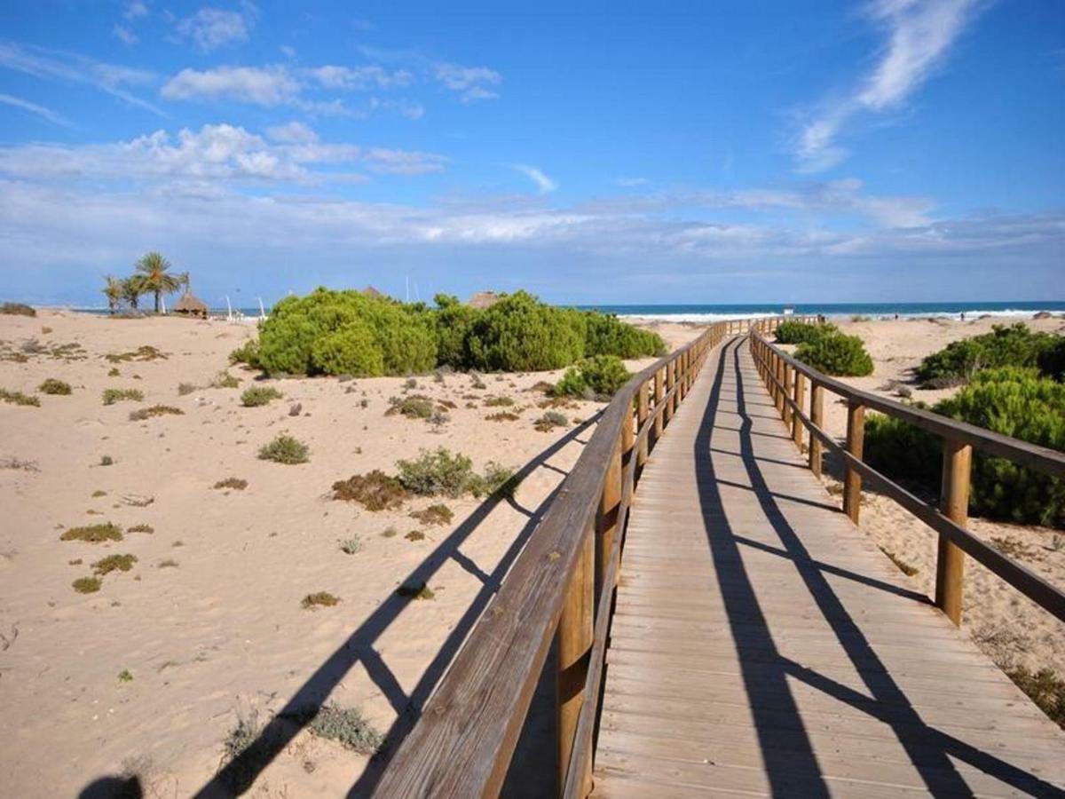 Apartamento Playa Arenales Del Solアパートメント エクステリア 写真